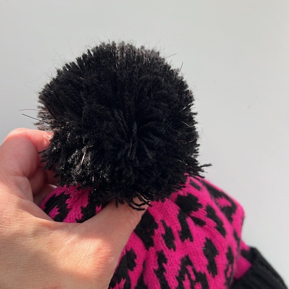 Fun Leopard Pom Hat - Picture 5 of 7